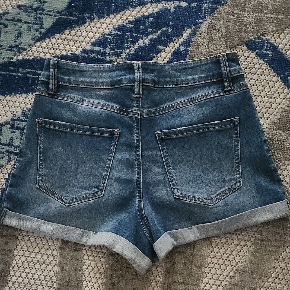*New*Rewash Blue Jean Shorts with Cuffed Hem and Vintage Look *new* - Picture 5 of 5